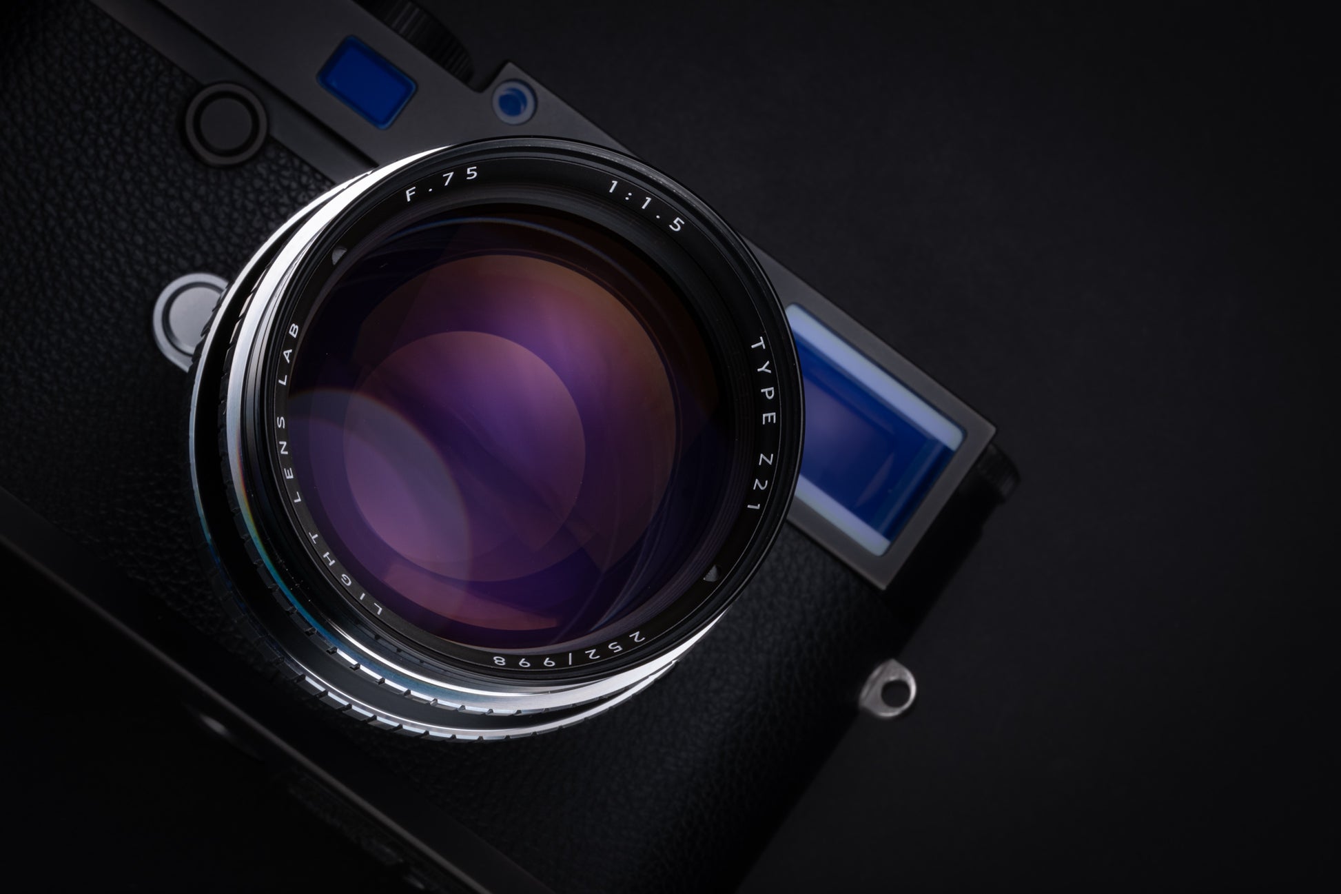 Light Lens Lab 75mm f/1.5 Z21, Light Lens Lab Z21, Z21 lens series, Leica, Leica M-Mount 75mm lens, Leica lenses, Leica cameras, Light Lens Lab Z21 series 75mm f/1.5, Light Lens Lab Z21 lens lineup, vintage rendering 75mm lens, portrait lens with character, smooth out-of-focus rendering, Leica M portrait lens, cinematic portrait lens, medium format portrait lens, Light Lens Lab 75mm f/1.5 Z21 M-Mount portrait lens,
M-Mount Lens
Leica M-Mount
Portrait Lens
Manual Focus Lens, Cinematic Rendering.