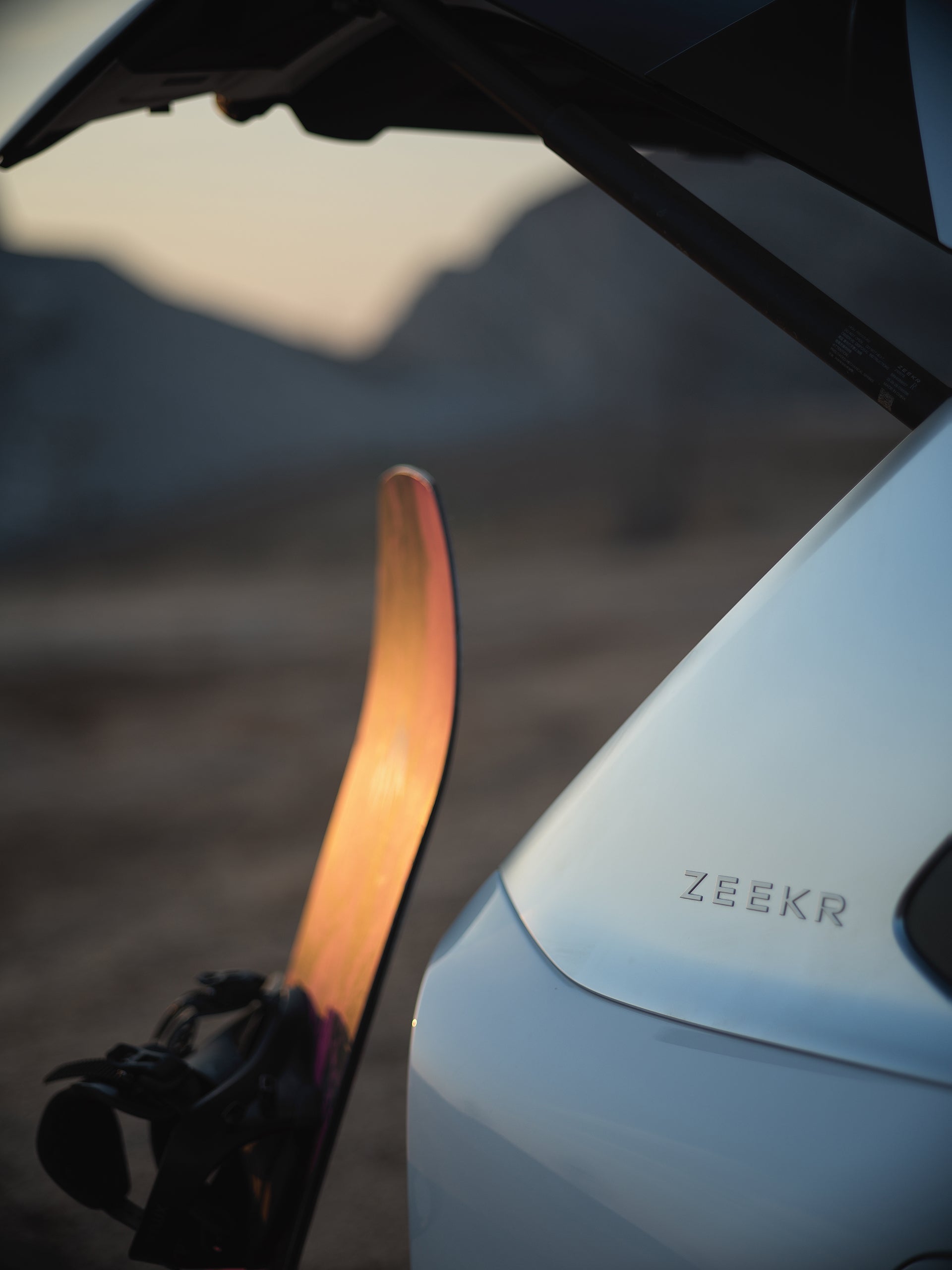 Light Lens Lab 75mm, Light Lens Lab 75mm f/2, Light Lens Lab SPII, Light Lens Lab 75mm f/2 SPII, Light Lens Lab 75 SPII. Light Lens Lab 75mm, 75mm lens, 75mm Leica, Leica M, Leica Camera, Leica lenses, Leica 75mm lenses.