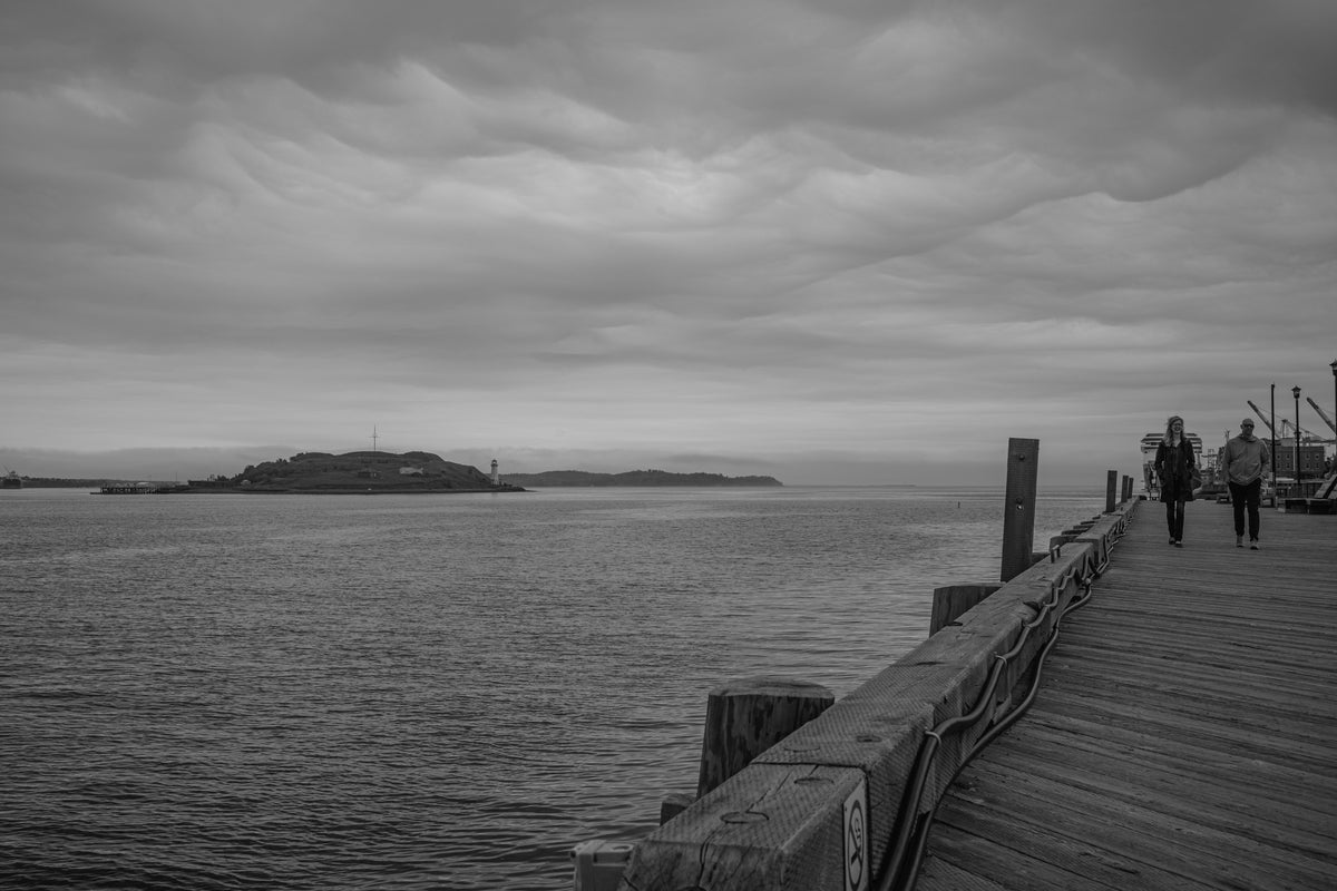 Taken at f/4, M10